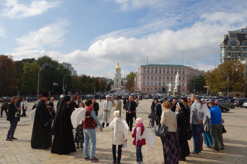 простір миру