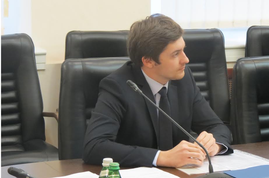 С.Батрин