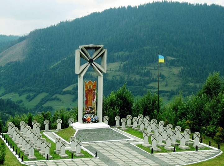 memorial_-_makivka