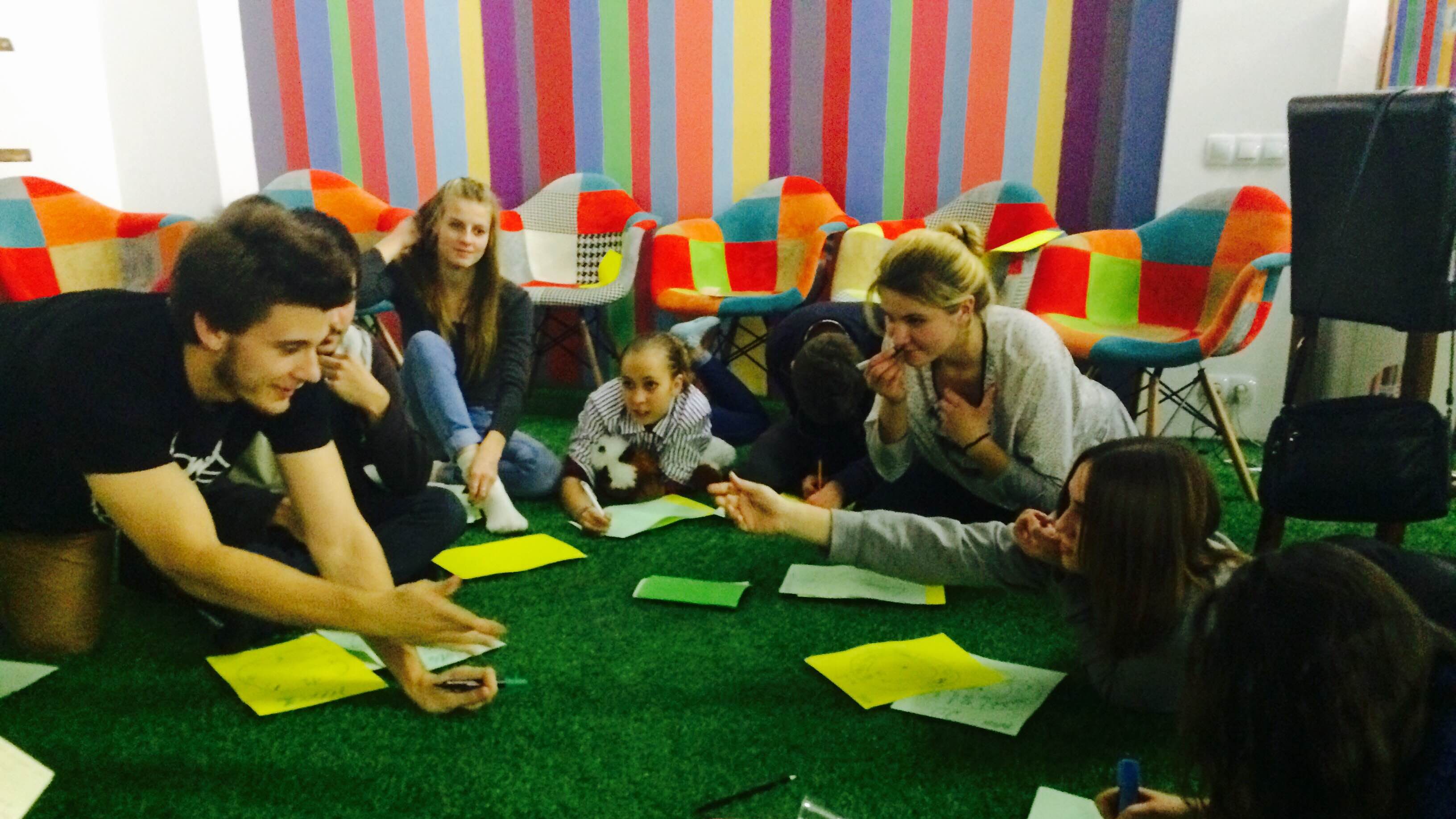 девиз клуб по интересам для пожилых людей. детские любительские объединения. клуб по интересам для пожилых. детские любительские объединения. детские любительские объединения.