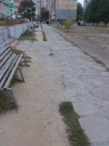тротуар (житловий будинок)