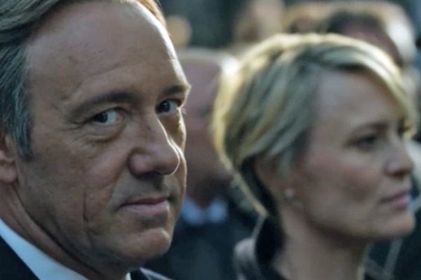 house-of-cards-season-3-leaked-on-netflix-early