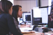 IT digital coaching coders coding women жінки навчання