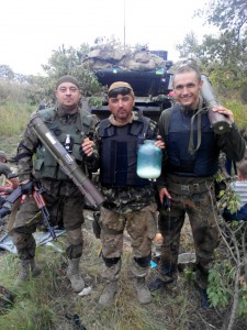 З побратимами з батальйону Айдар. Фото із сторінки Андрія Юркевича у соцмережі.