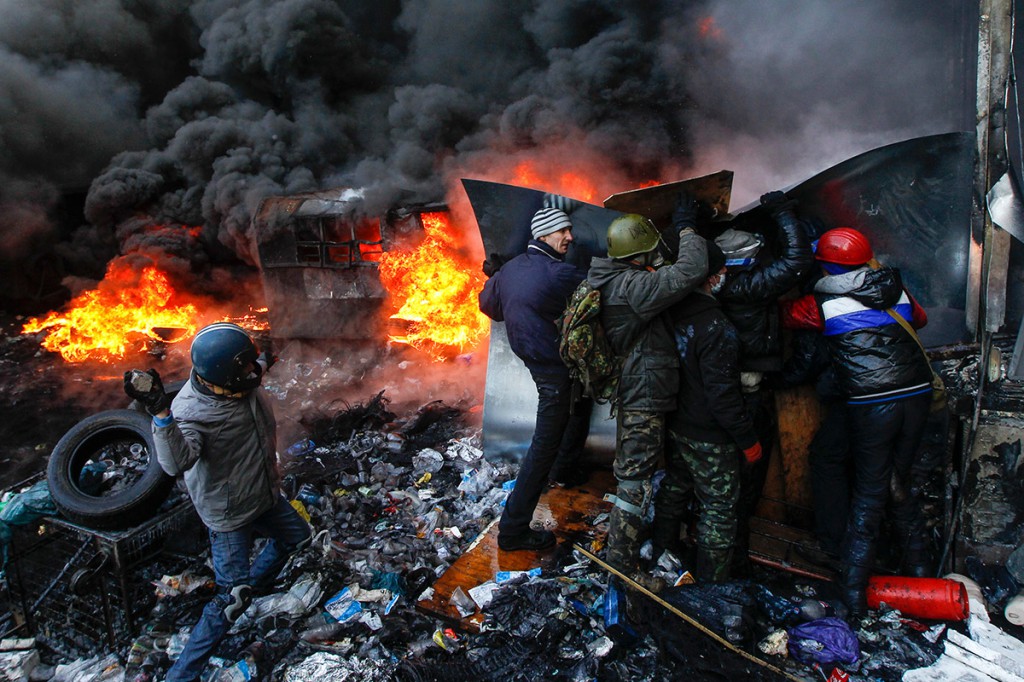 Протистояння на барикадах на вул.Грушевського у січні 2014р.