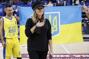 Basketball against war