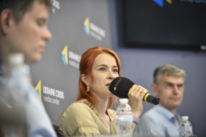 Яна Ніколашина