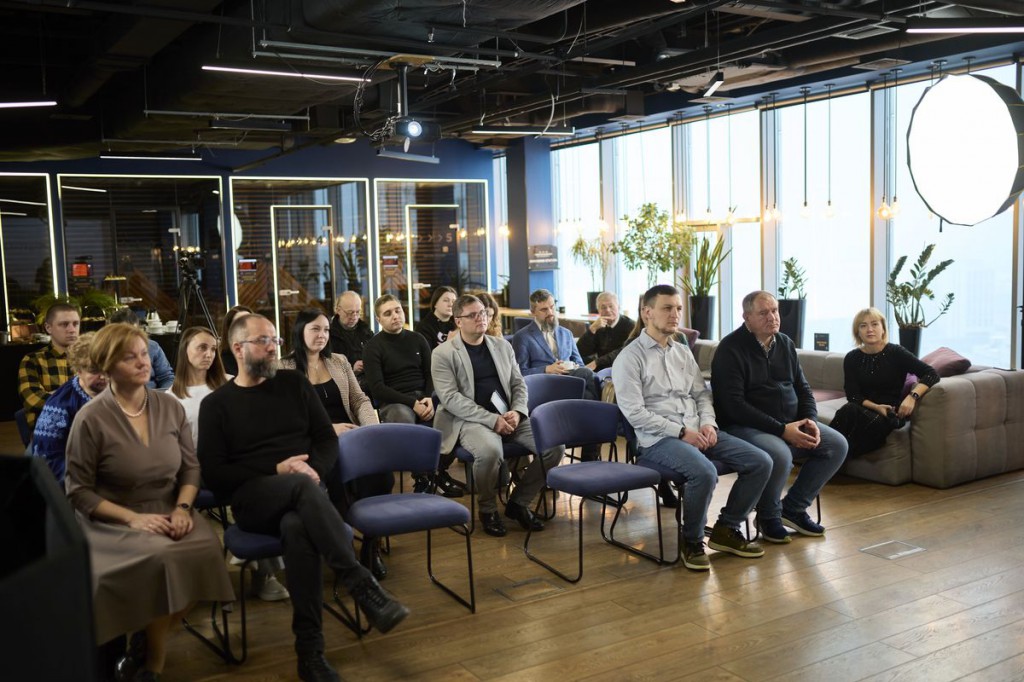 DiXi Group-3
